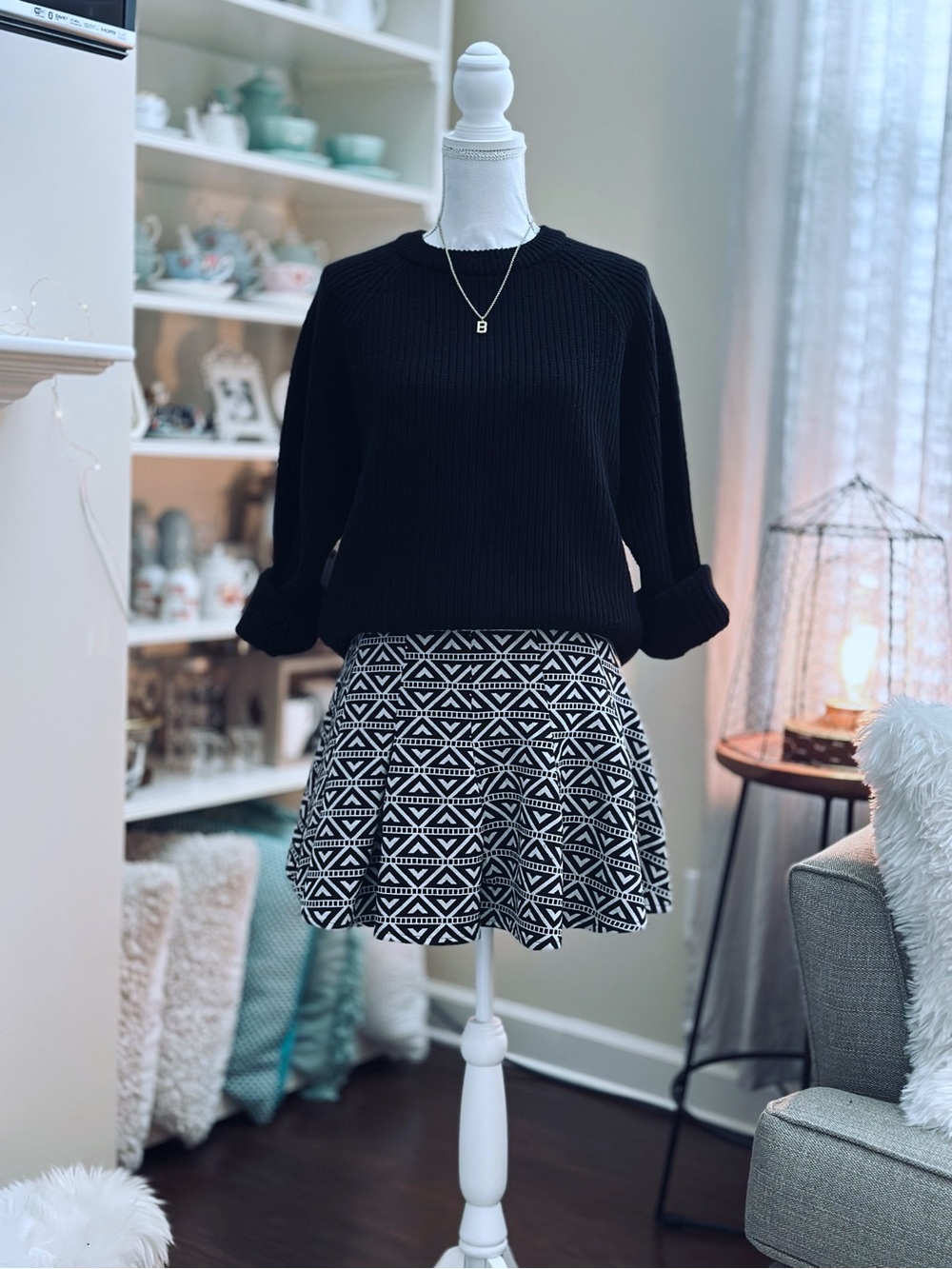 Black & White Geo-Print Flared Skirt Like new Size S